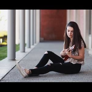 Meet your Posher, Maddie